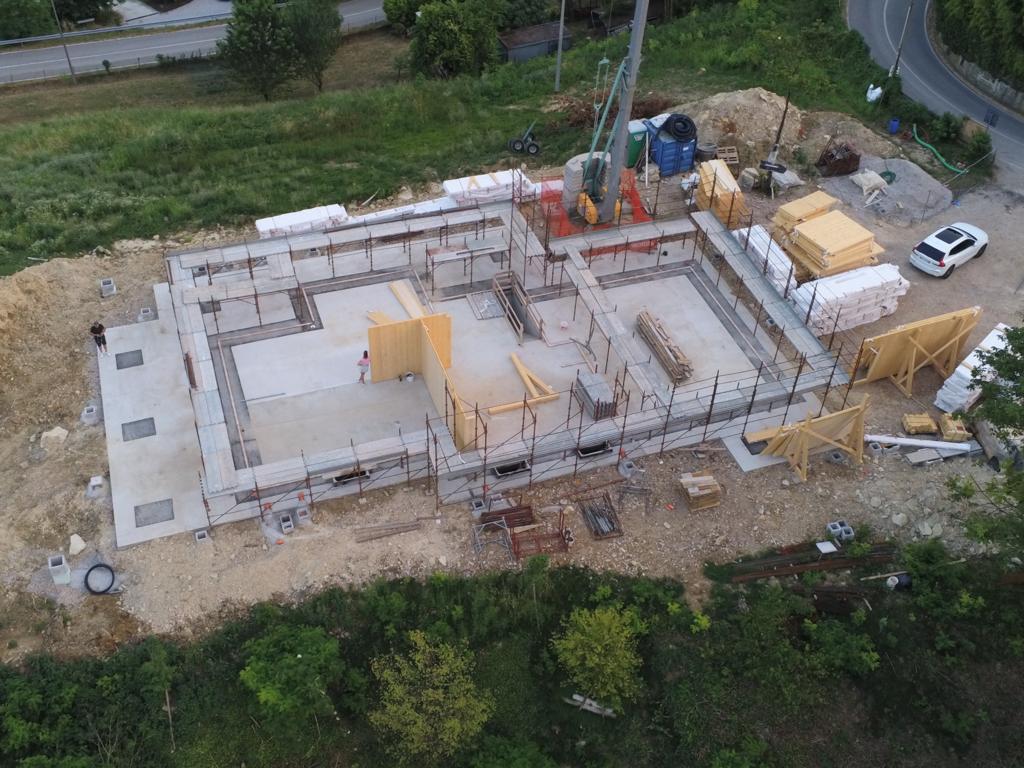 Panoramica aerea del cantiere e delle fondazioni